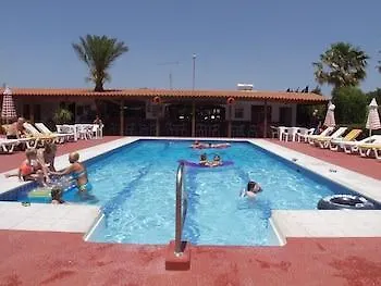 Sandys And Log Hotel Psalidi (Kos)