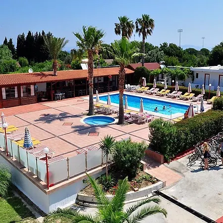 Sandys And Log Hotel Psalidi (Kos)